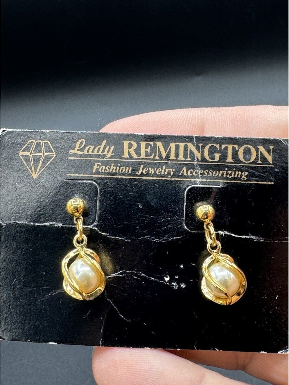 Vintage Lady Remington Faux Pearl Gold Tone Dangle Earrings NWT
